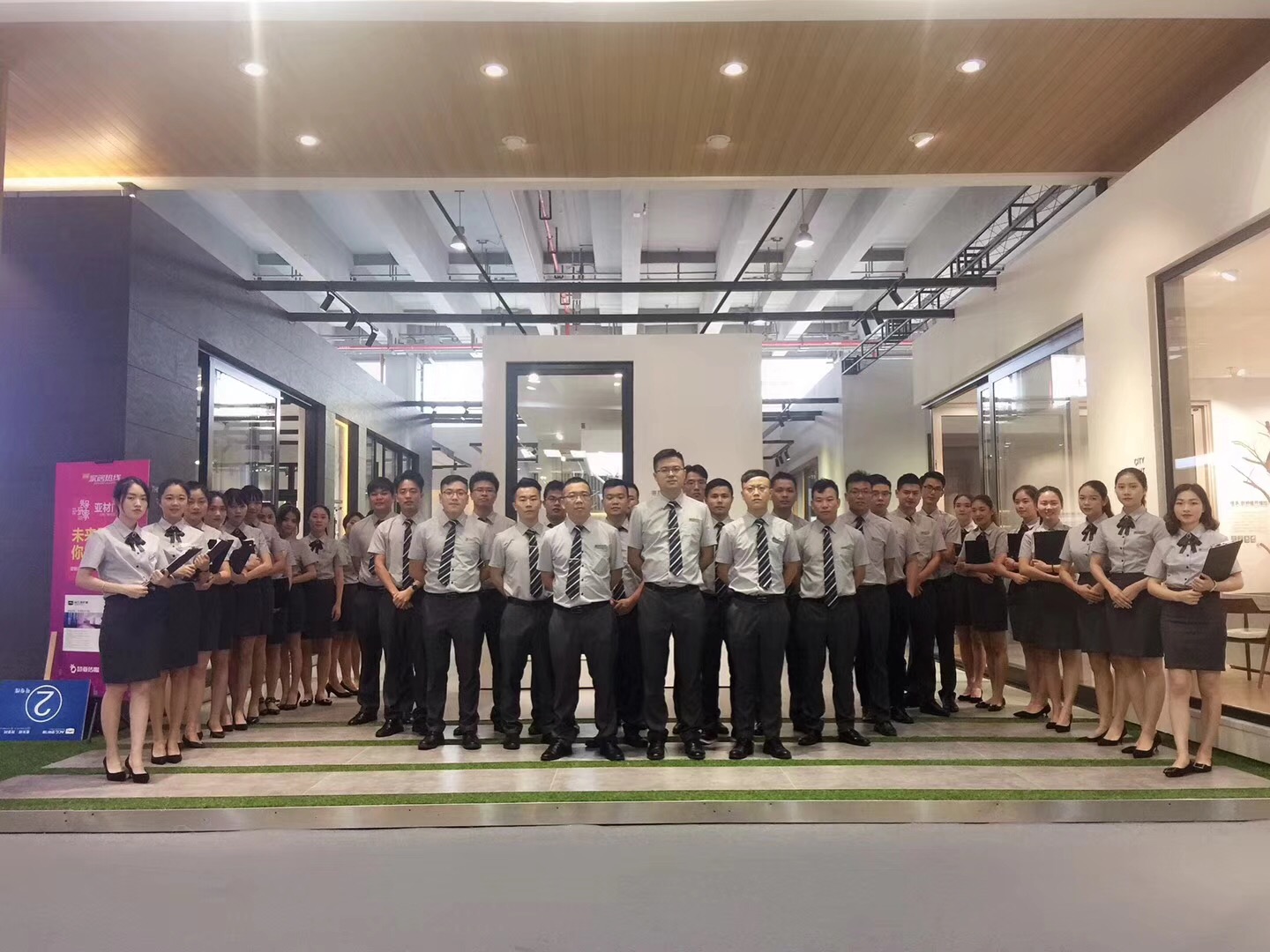 實(shí)話說，亞材門窗憑什么在建博會上如此吸睛？